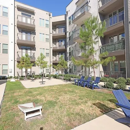 Comfortable Getaway Downtown Htx